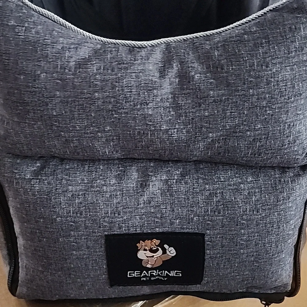 Pet booster seat
